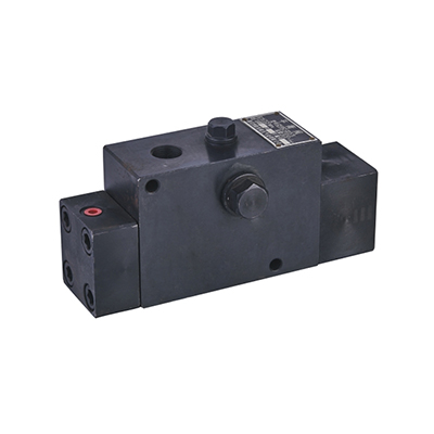 一種用于在囊式蓄能器產品上保持恒定壓力的系統。